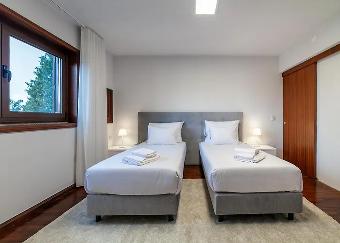 Quinta Do Cavaco - Alojamentos & Eventos Bed & Breakfast *