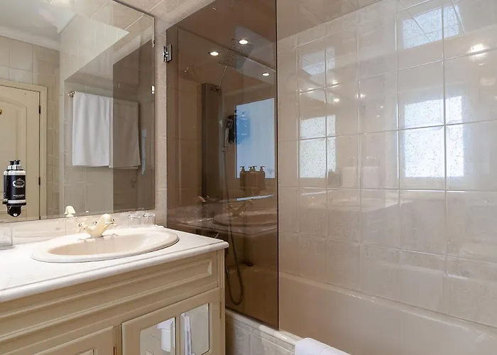 Bed & Breakfast Quinta Do Cavaco - Alojamentos & Eventos